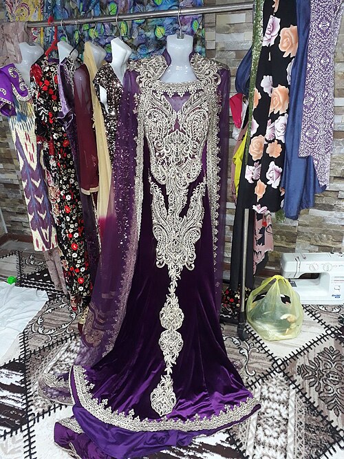 Oq zardozi kelin ko'ylagi