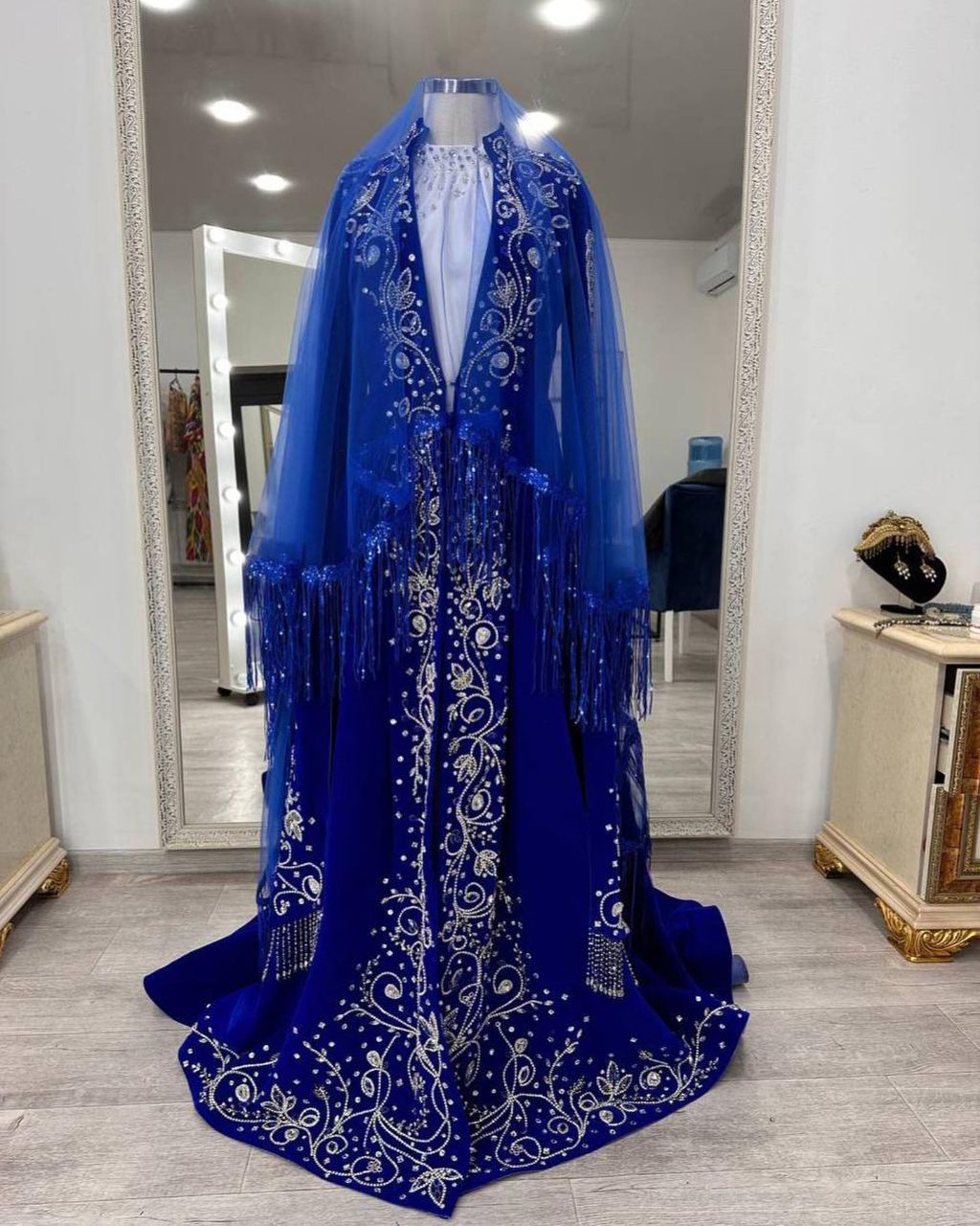 Adras milliy ko'ylak